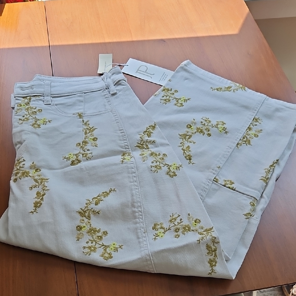 Pilcro Cream Floral Embroidered Jeans
